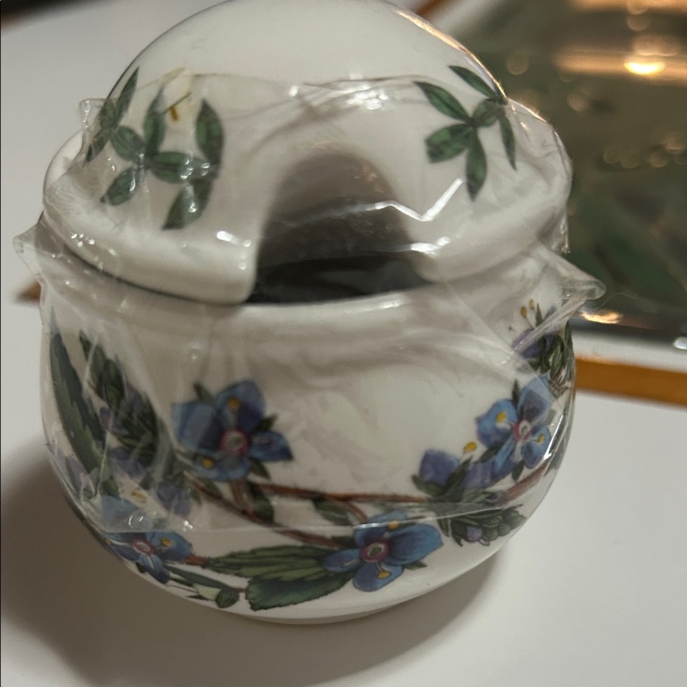 Portmerion Charming miniature honey/jelly/sugar bowl w butterfly, dragonfly